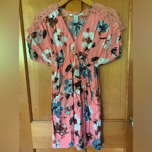 American Rag Dresses & Skirts - Floral American Rag XS dress